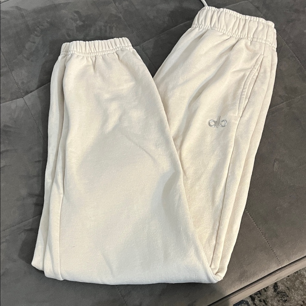 Alo White Sweatpants